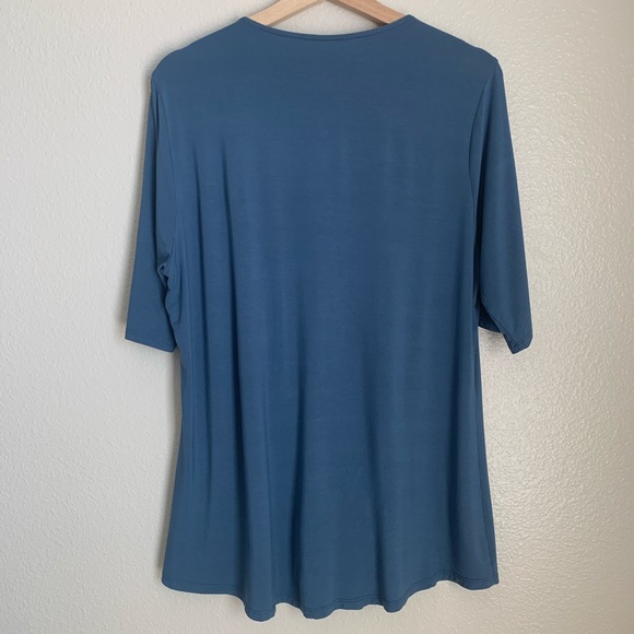 Soft Surroundings Blue Lattice Tee Size Large - Picture 3 of 5